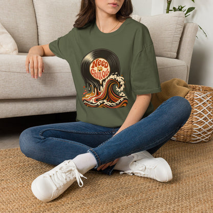 Need to Chill Out T-Shirt — Retro Vinyl Surf Wave Relaxed Tee