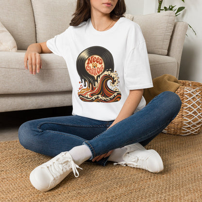 Need to Chill Out T-Shirt — Retro Vinyl Surf Wave Relaxed Tee